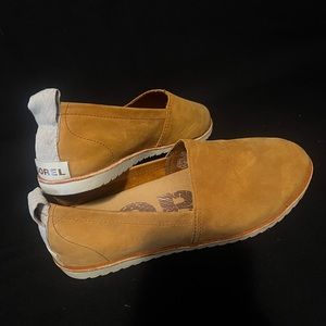 Sorel Ella Slip On Flats